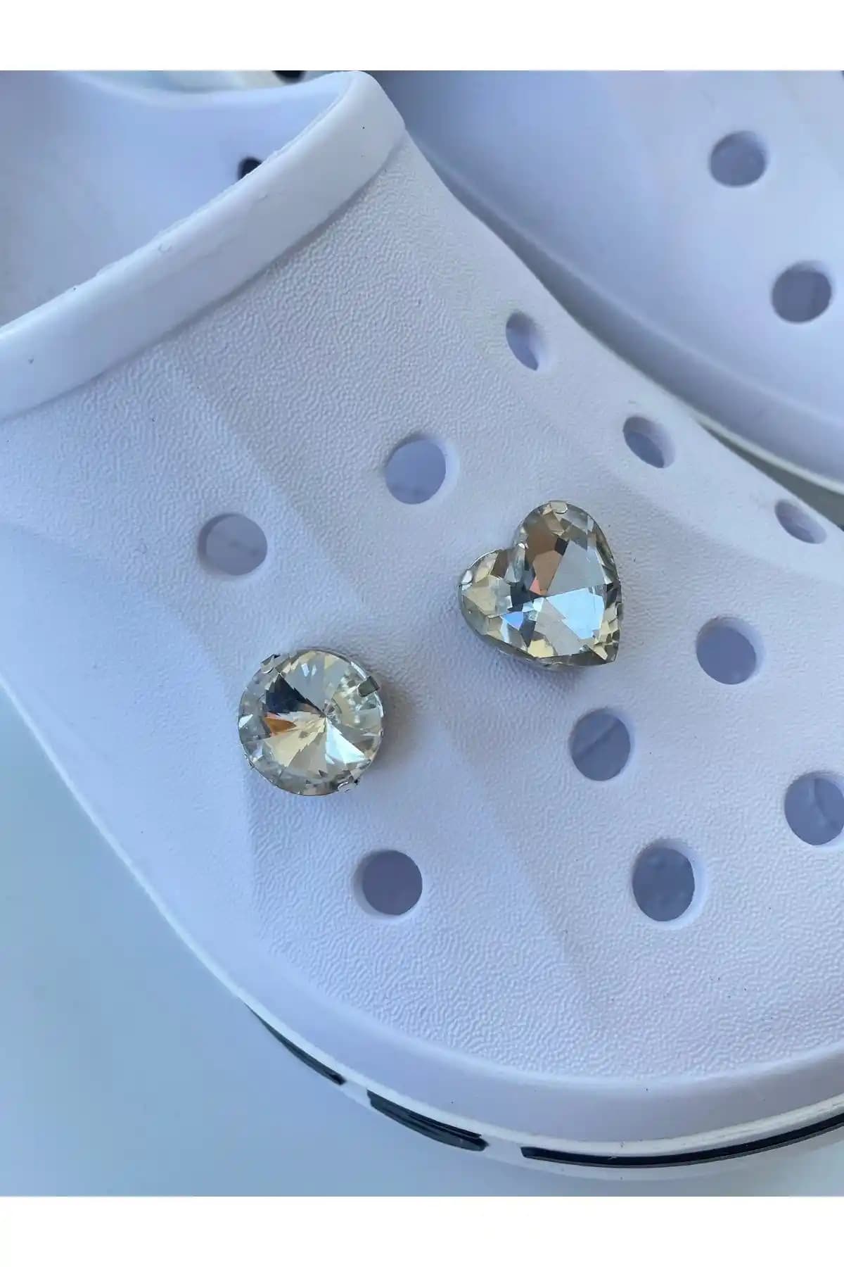 Josellini 2’li terlik süsü şık ve anlamlı romantik aksesuar tasarımı