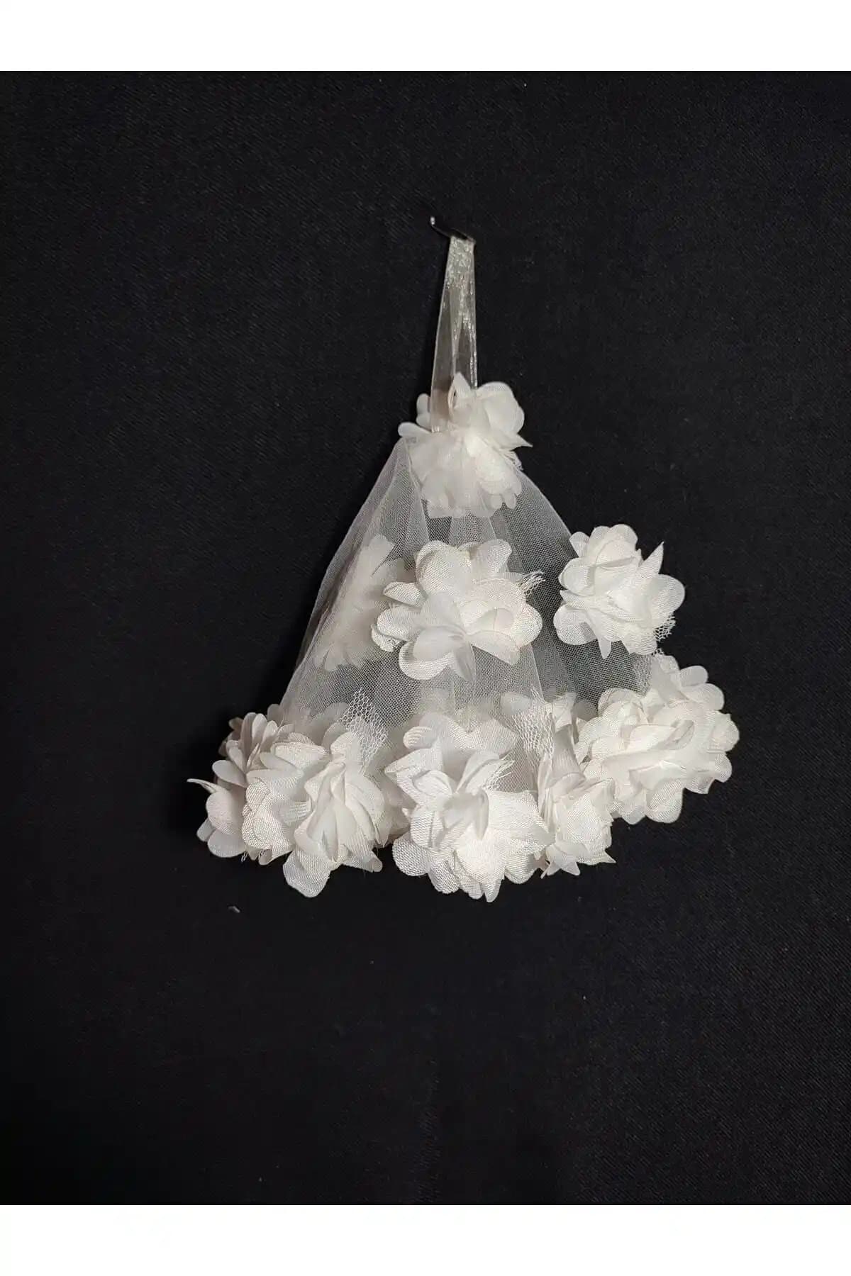 Kına Geceleri ve Düğünler İçin Beyaz Lüks Arnavut Gelin Mendili Ürün Özellikleri