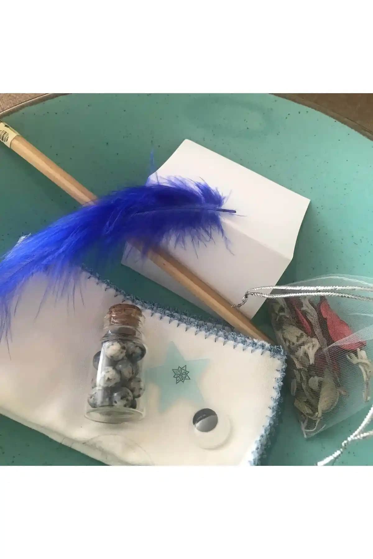 Kişisel Gelişim ve Pozitif Enerji İçin Doğal Taşlı Başarı Şişesi Tanıtımı