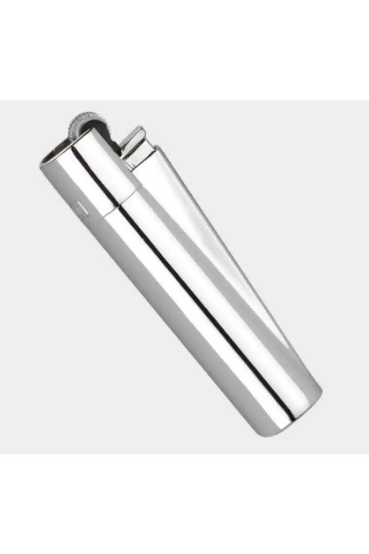 Kişiye Özel Gümüş Kaplama Çakmak Şıklığı ve İşlevselliğiyle Öne Çıkıyor