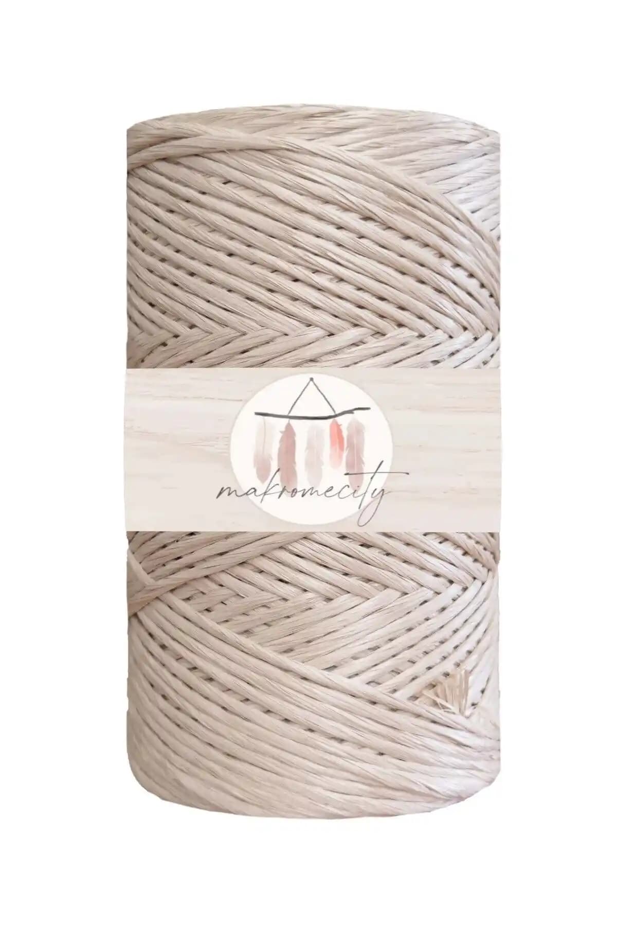 Makromecity Premium Polyester Rafya İpi: Dayanıklı ve Estetik El İşleri İçin Ideal Tercih