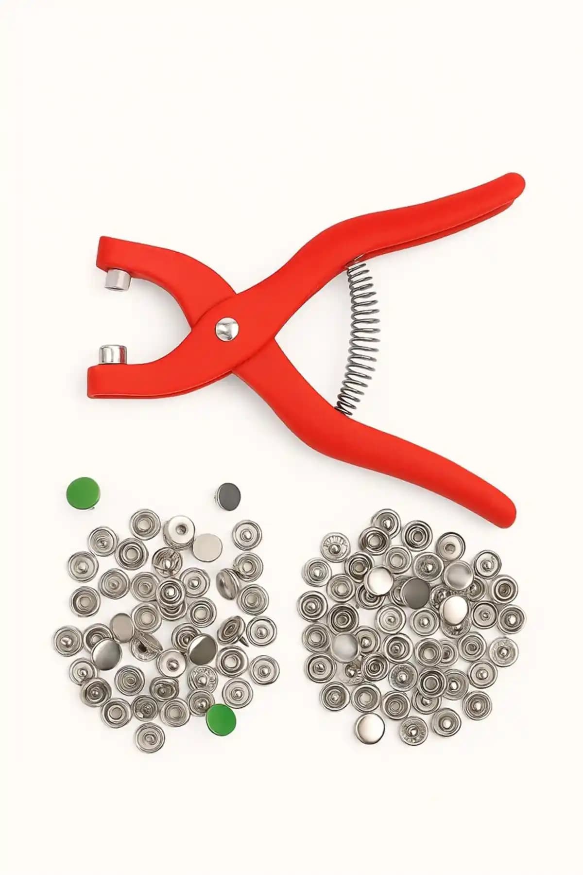 Pratik Çıt Çıt Düğme Takma Aparatı: Hızlı ve Kolay Kıyafet Tamamlama Çözümü