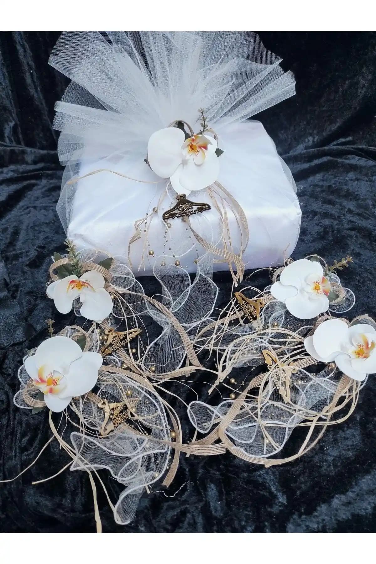 Pratik ve Şık Altın Renkli Gelin Bohça Süsü Seti Türkiye Üretimi