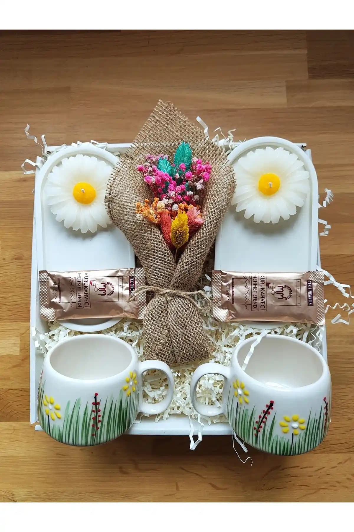 Sihirli Kutular İkili Fincan ve Hediye Seti ile Şıklık ve İşlevselliğin Buluşması