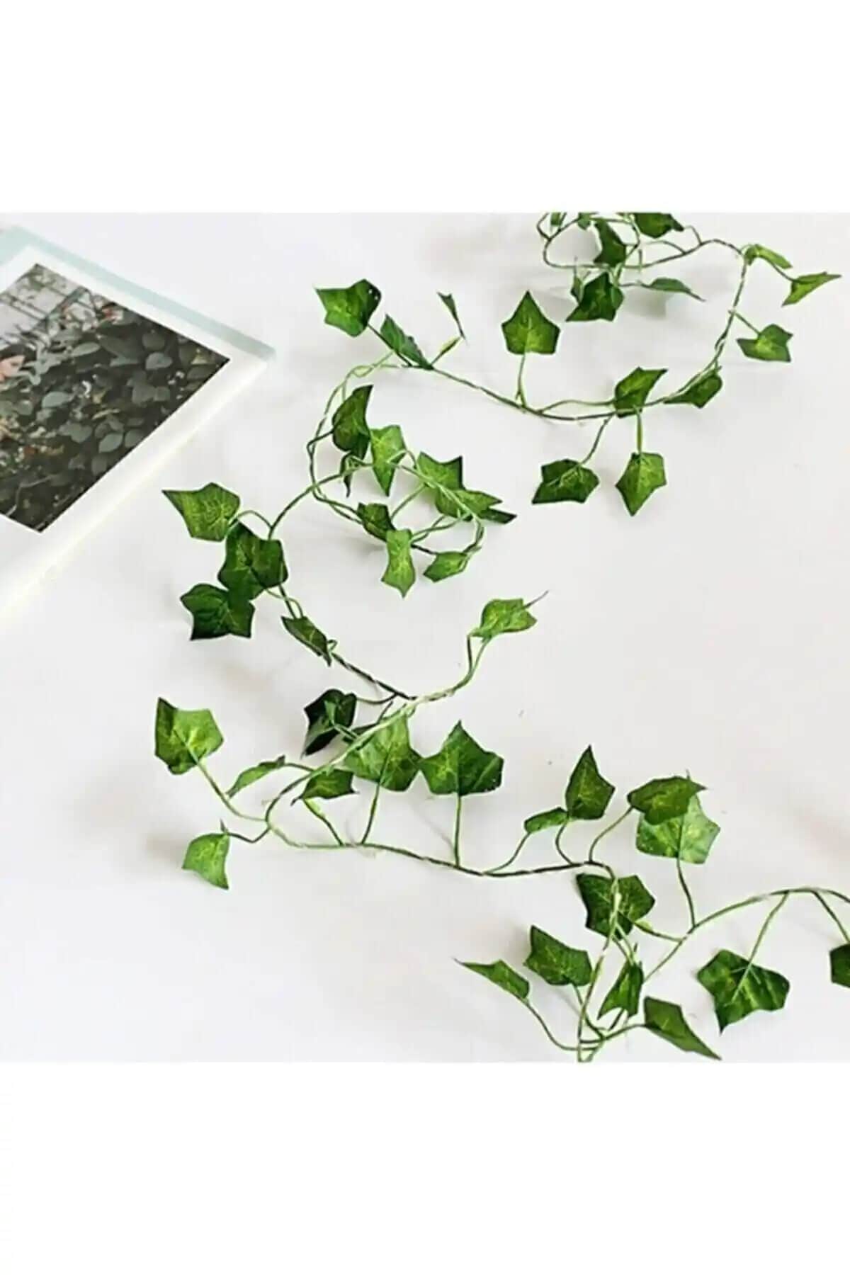 Yapay Sarmaşık 220 cm Yeşil Yapraklı Dekoratif Bitki İç ve Dış Mekan Kullanımı