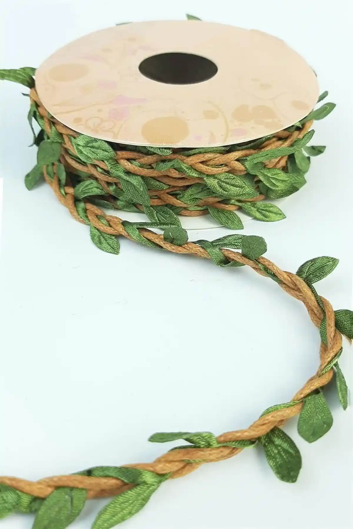 Yapraklı Jüt İp Ürünleri Karşılaştırması: Dayanıklılık ve Renk Seçenekleri