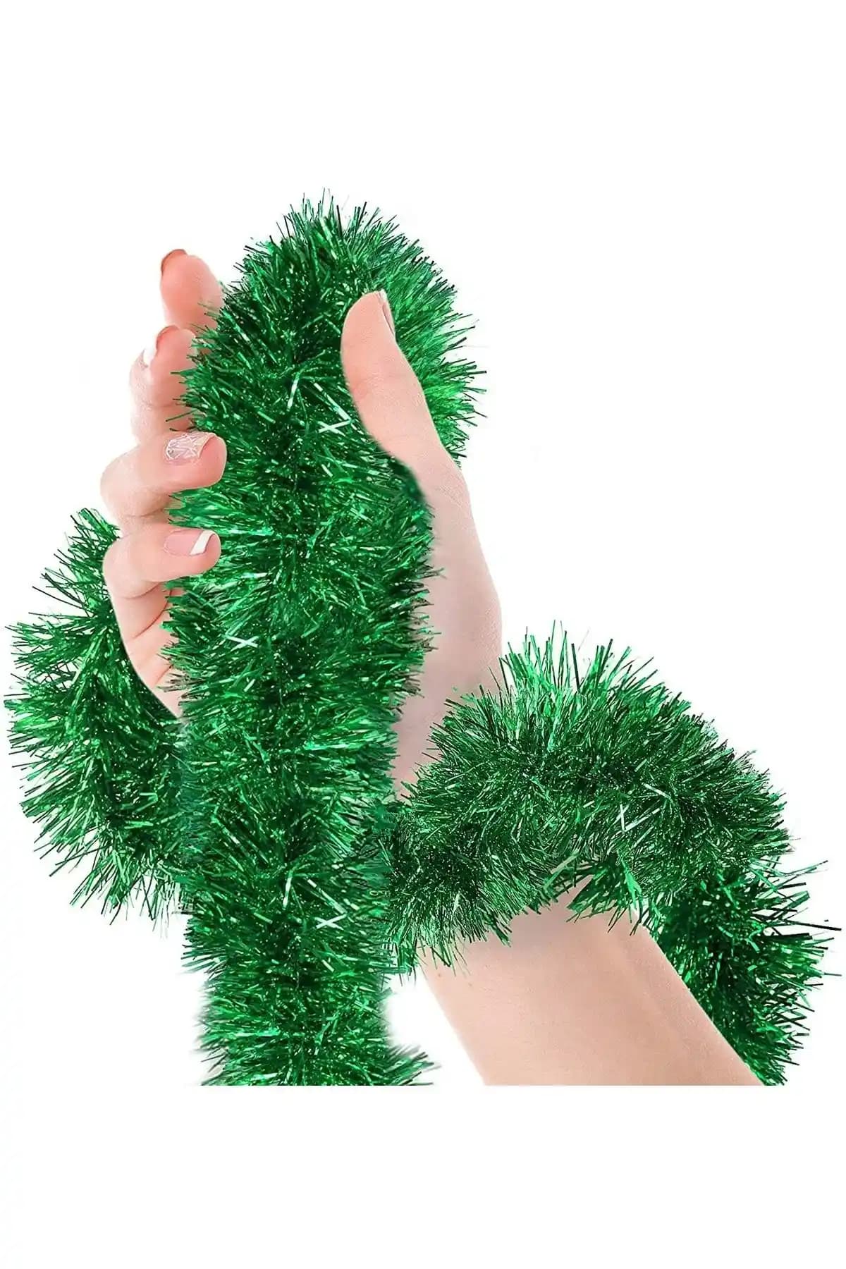 Yeşil Yılbaşı Garland Dekorasyon Ürünü ile Etkileyici Kutlamalar Yapın