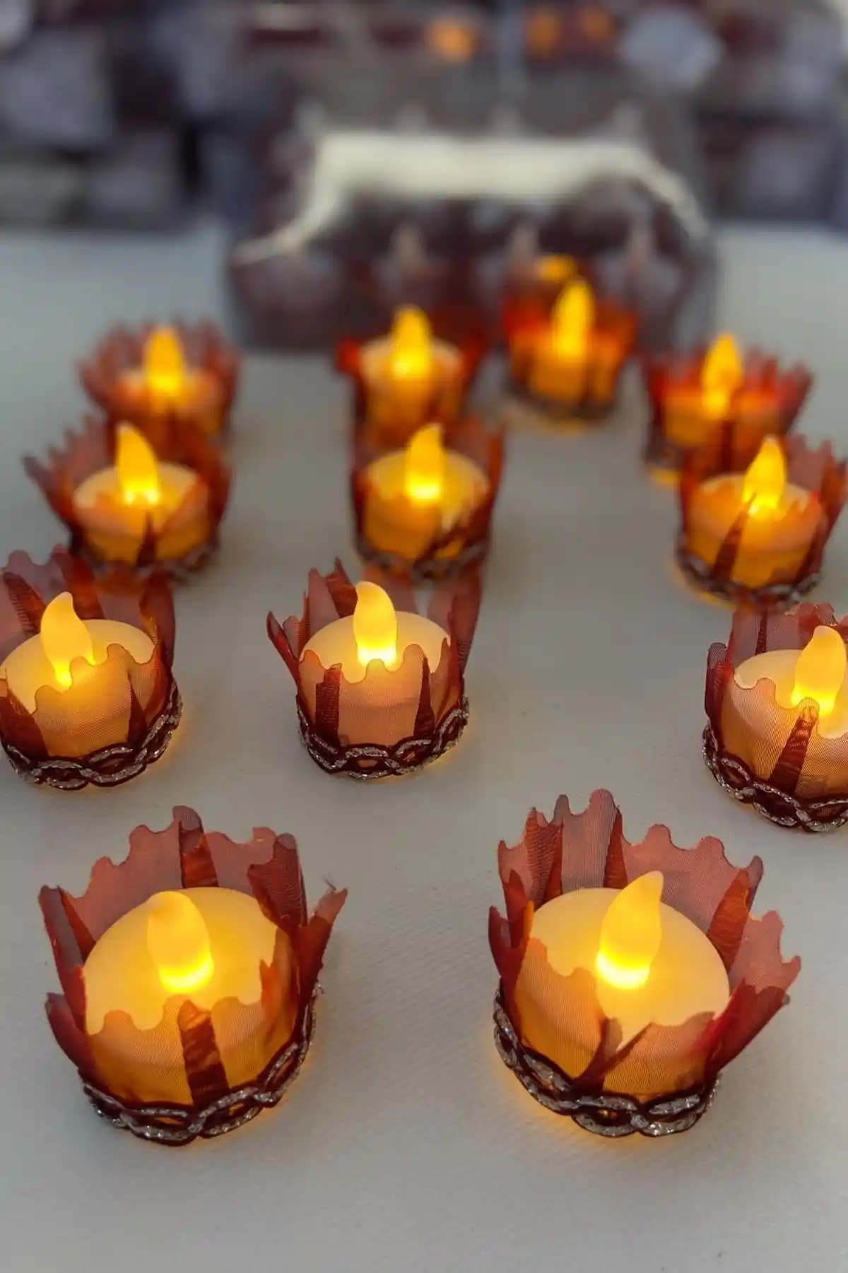 ZEYMERADE Bordo Ledli Kına El Mumu: Güvenli ve Estetik Kutlama Aksesuarı