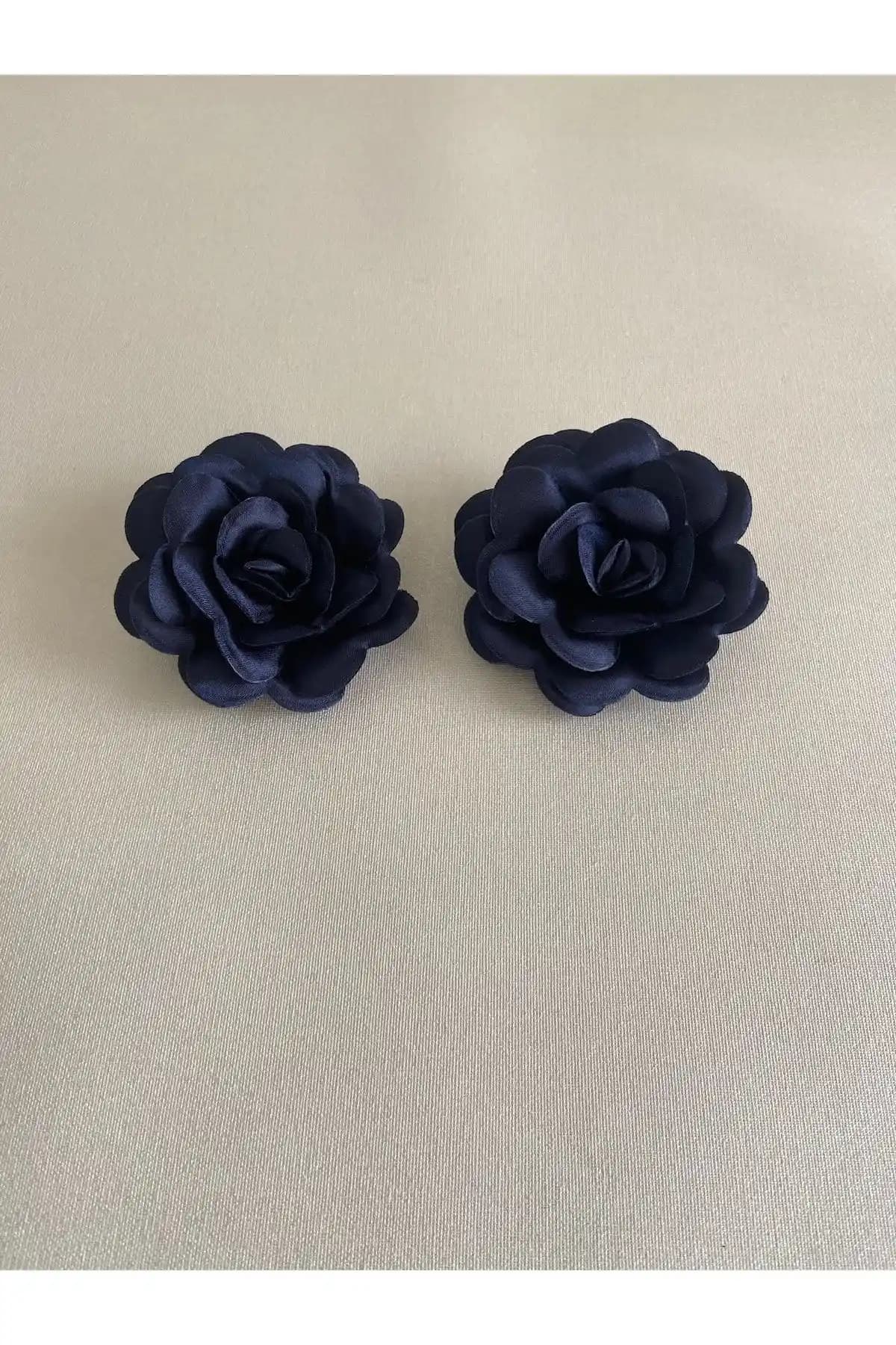 ZEYMERADE Lacivert Gelin ve Damat El Gülü Seti Şıklık ve Zarafetin Buluşması