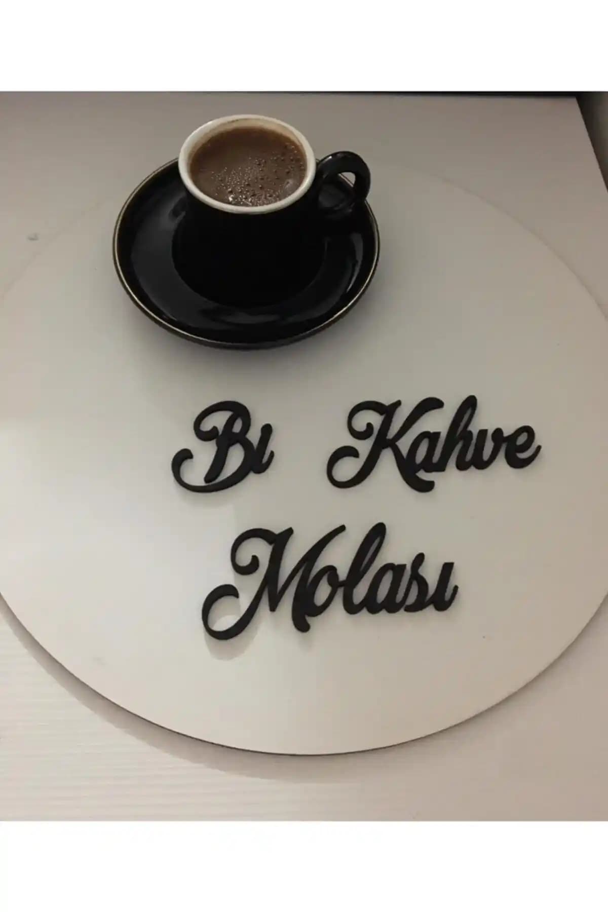 Ahşap Kahve Tepsisi: Modern Tasarım ve Çok Yönlü Kullanım İçin Şık Sunum Aracı