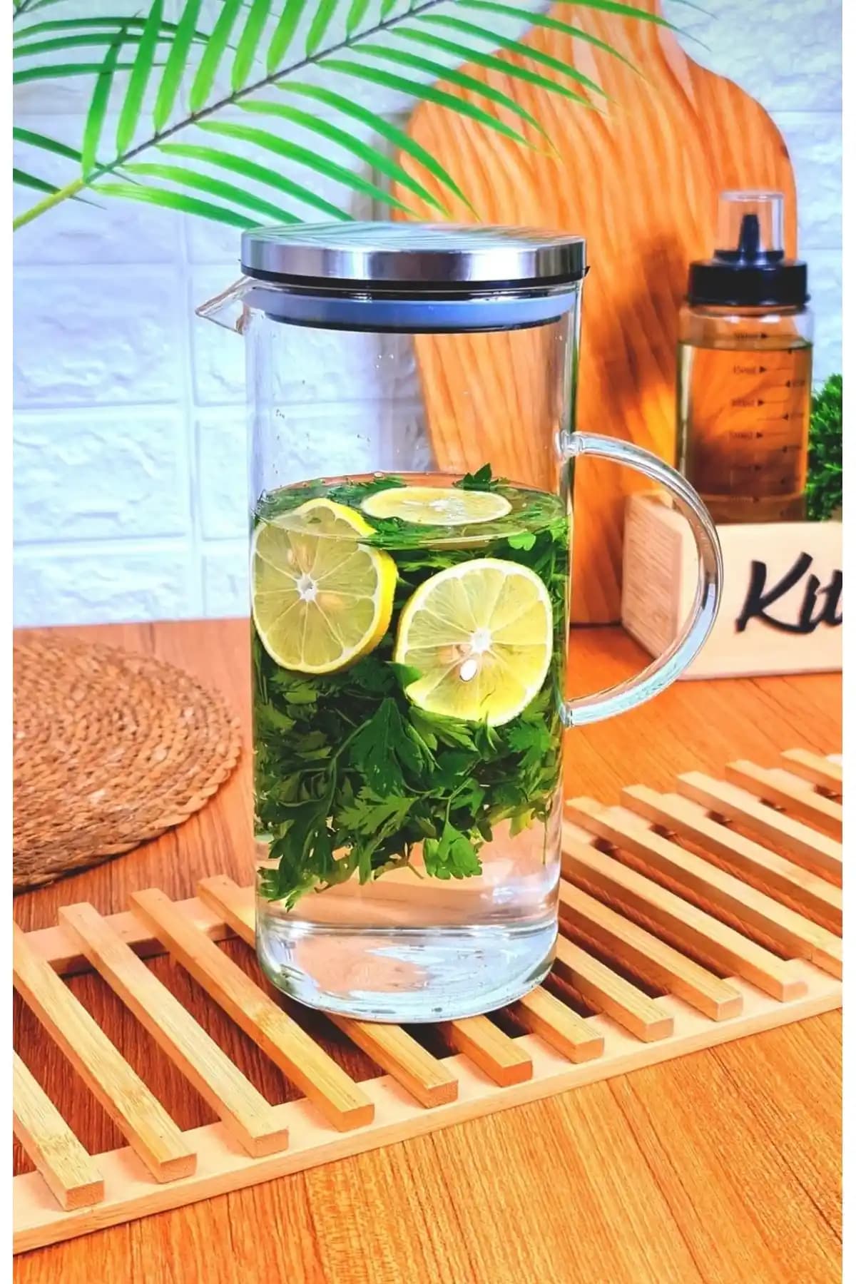 Çerçi Borosilikat Cam Sürahi 1,5 LT Metal Kapaklı Modern ve Dayanıklı Tasarım