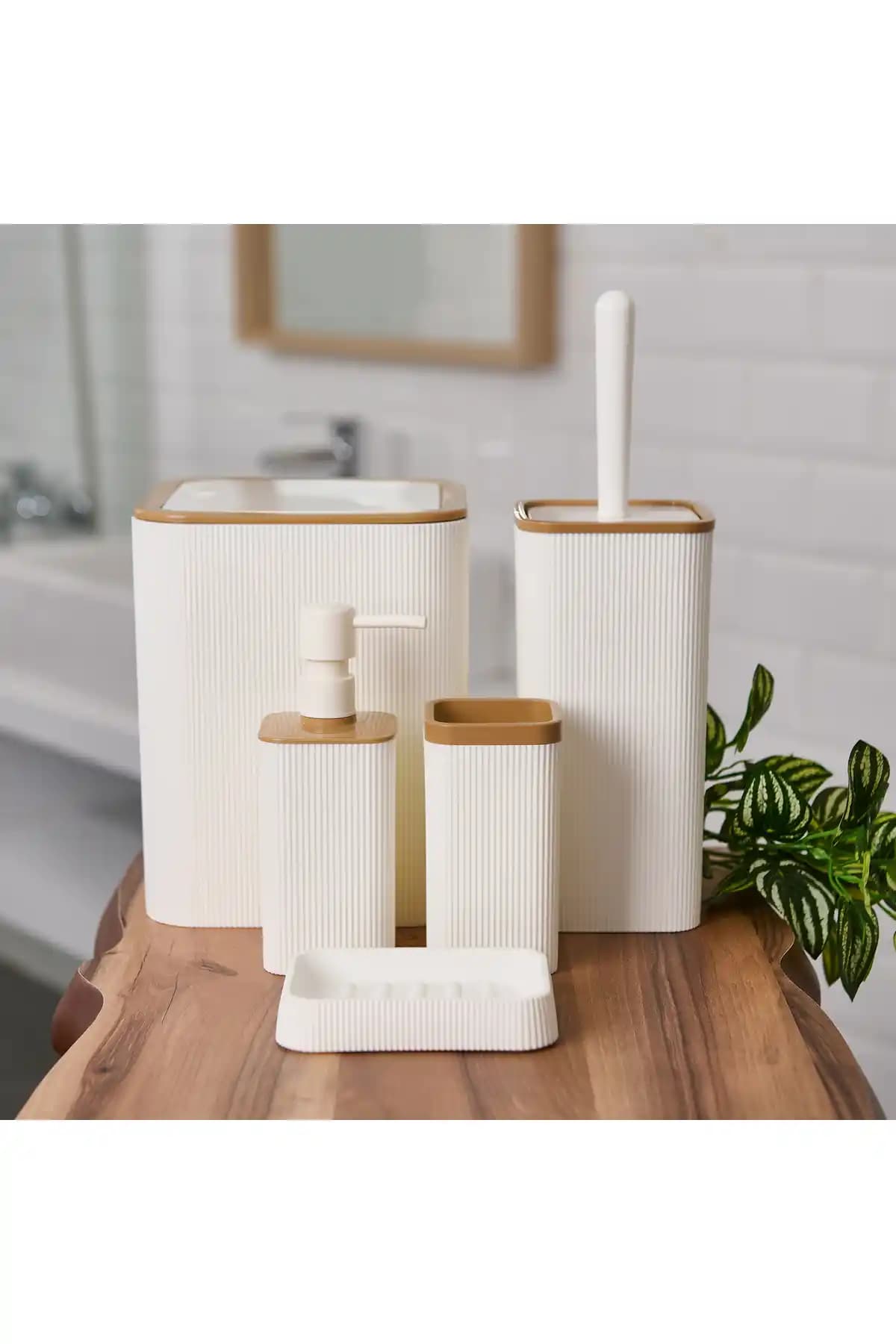 Evidea Bath Mina Due 5'li Banyo Seti Beyaz Modern ve Şık Tasarım ile Fonksiyonel Kullanım