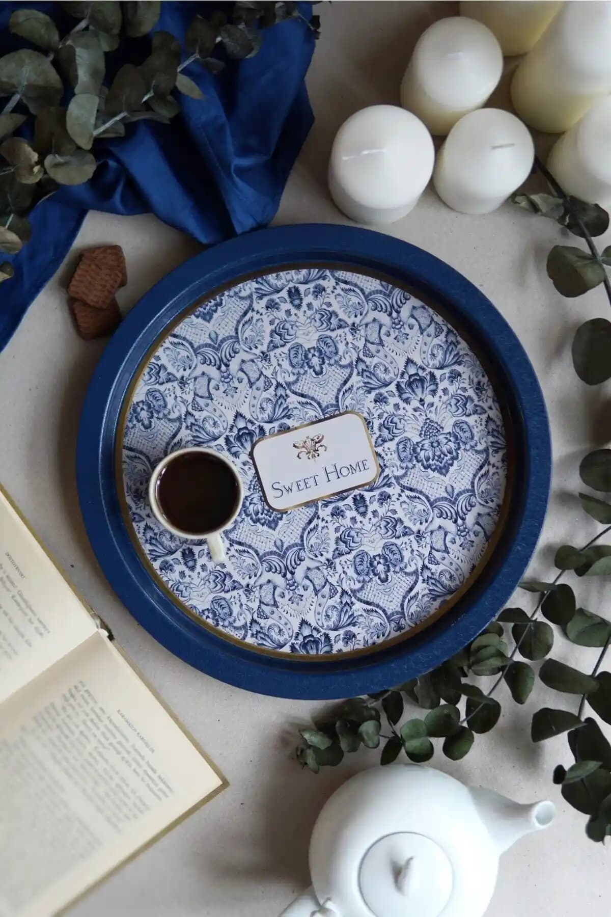 Evle EE197-7N Azulejos Desenli Yuvarlak Metal Tepsi Şık ve Çok Amaçlı Kullanım İçin Uygun