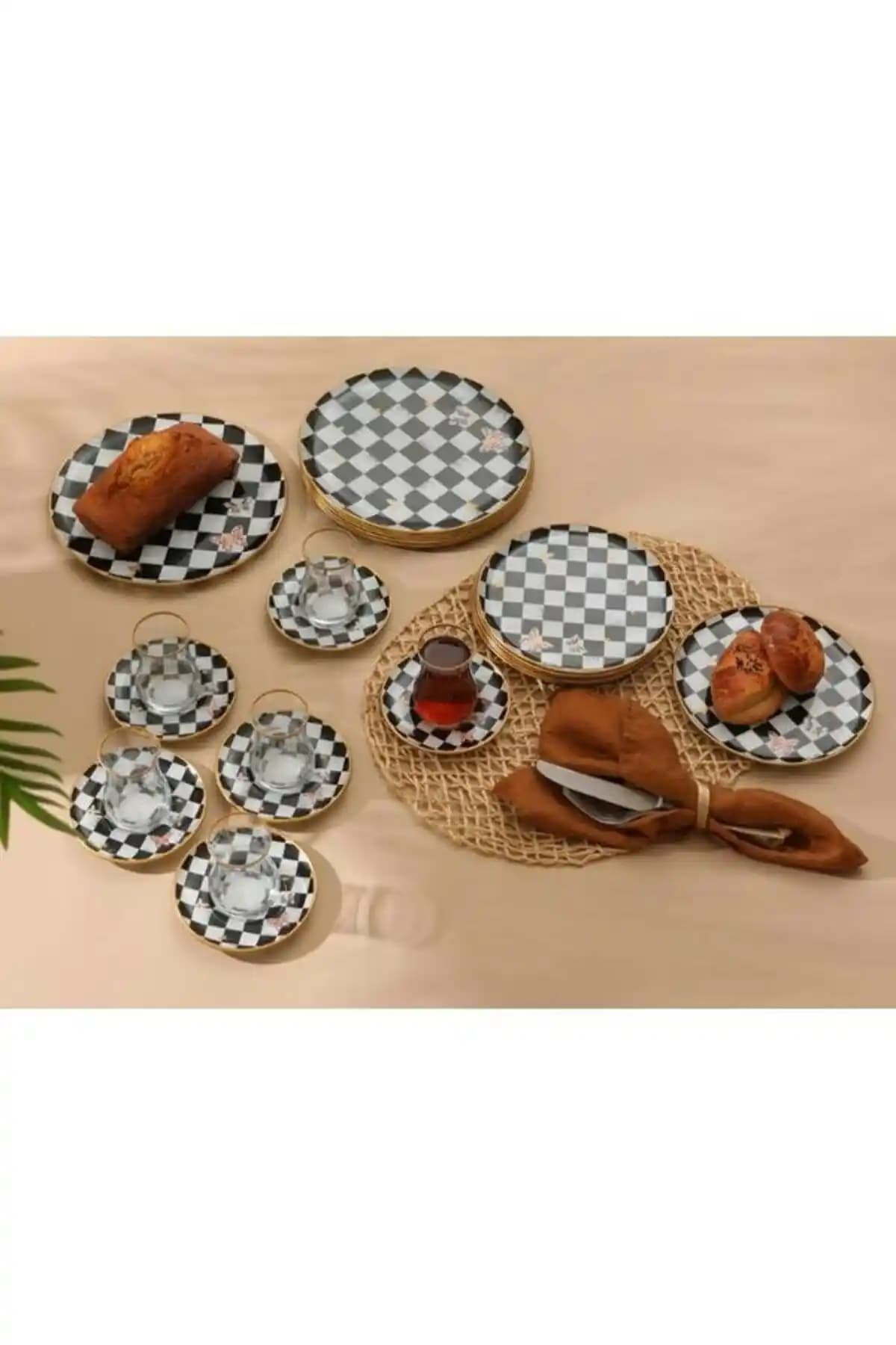 GÜRCÜGLASS Damalı 24 Parçalık Cam Sofra Seti Şıklık ve Fonksiyonellik Sunar