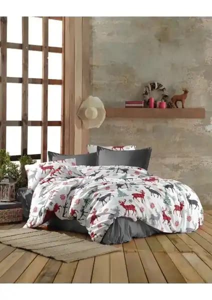Mertim Geyik Desenli Yılbaşı Nevresim Takımı: Şık ve Konforlu Yatak Dekorasyonu İçin Ideal Seçenek