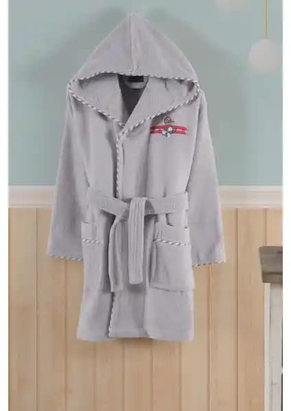 Varol Bambu Nakışlı Çocuk Bornozu Yüksek Kalite ve Konfor Sunan Doğal Malzemeli Tasarım