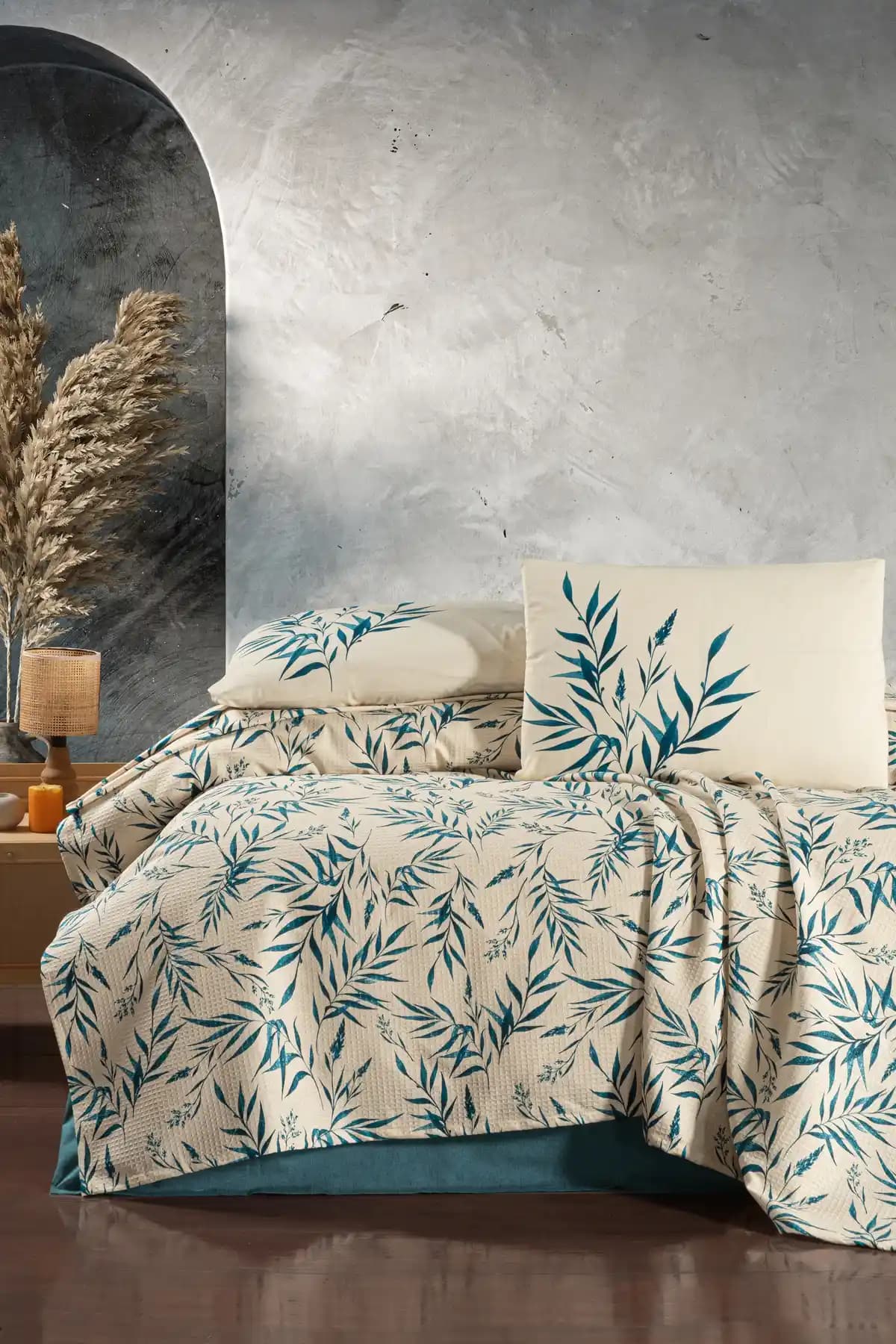 Verdure Mint %100 Pamuk Çift Kişilik Pike Takımı Estetik ve Konfor Sunar