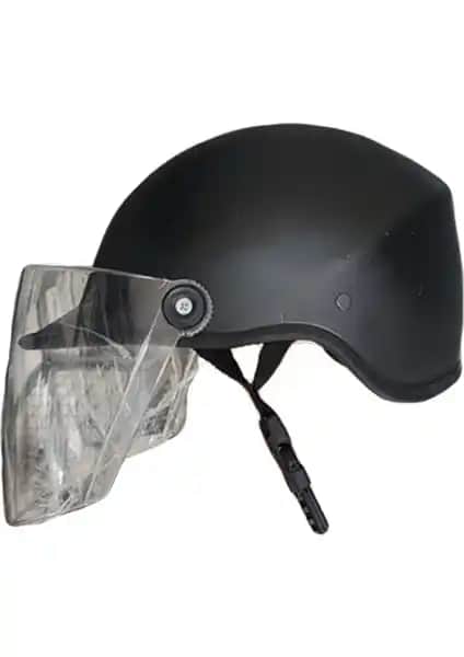 Beler Jokey Kask Camlı Mat Siyah Yerli Üretim Estetik ve Fonksiyonel Tasarım