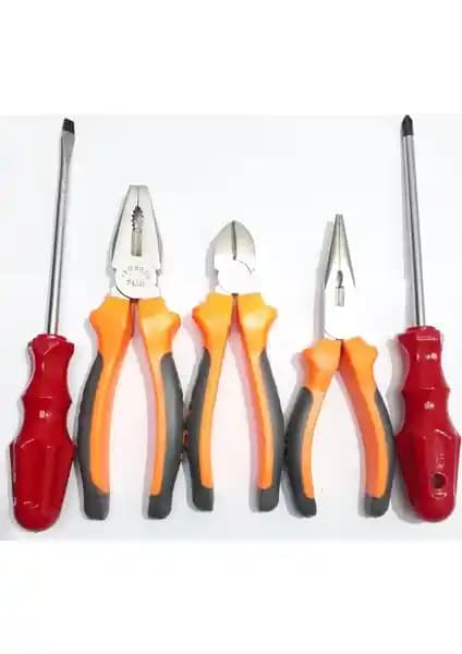 Çok Amaçlı 5'li Tornavida Seti: Dayanıklı ve Çok Yönlü El Aletleri Çeşidi