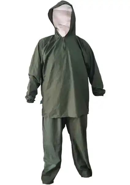 Harman Sera Plastik Yağmurluk Takımı: Su Geçirmez ve Hafif Dış Mekan Giyim Çözümü