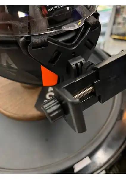 Motobros Kask Çene Bağlantılı Telefon Tutucu: Güvenli ve Pratik Motosiklet Aksesuarı