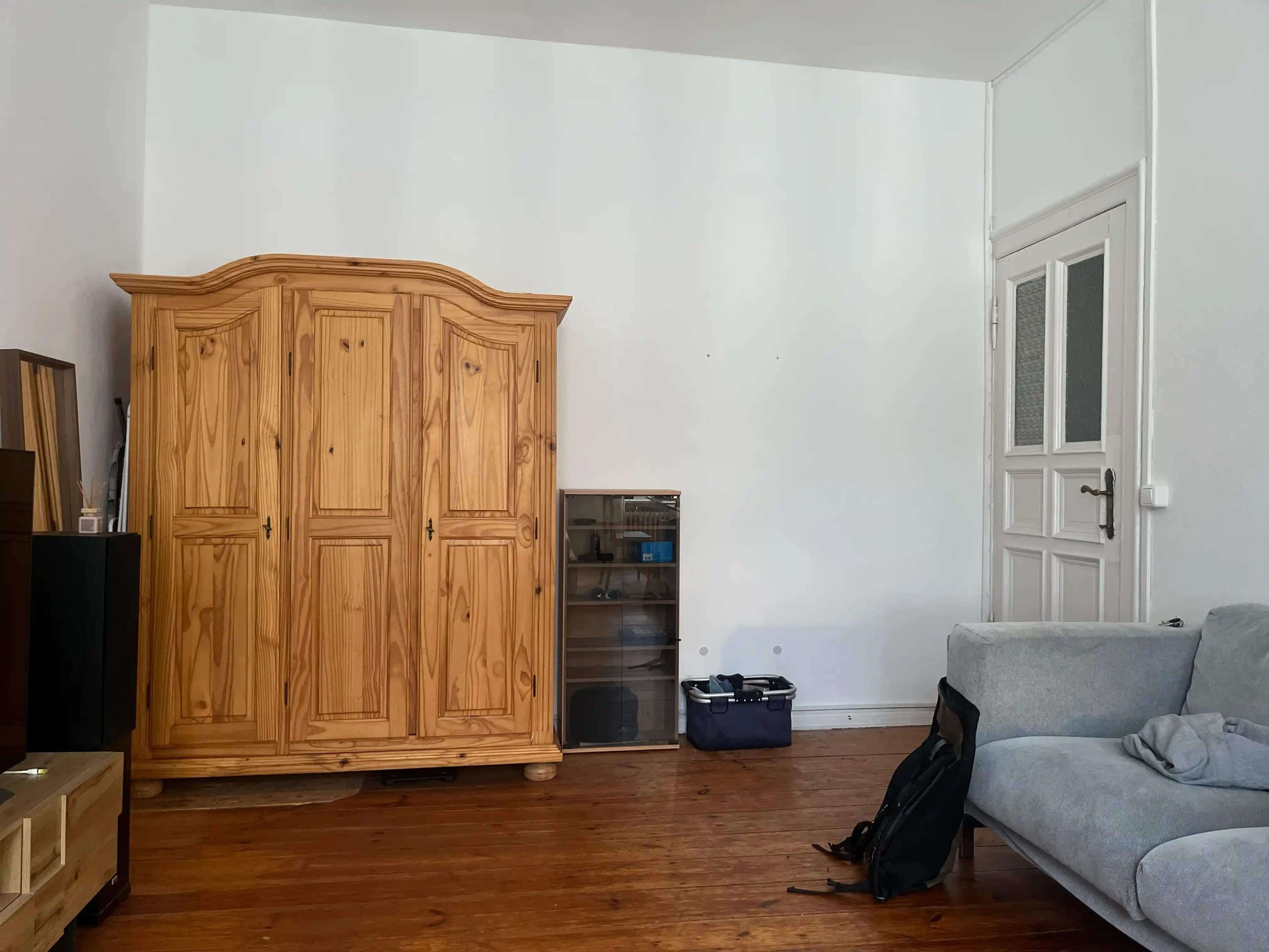 Dolabın Yanındaki Boş Alanın Etkili Kullanımı ve Dekorasyon Önerileri