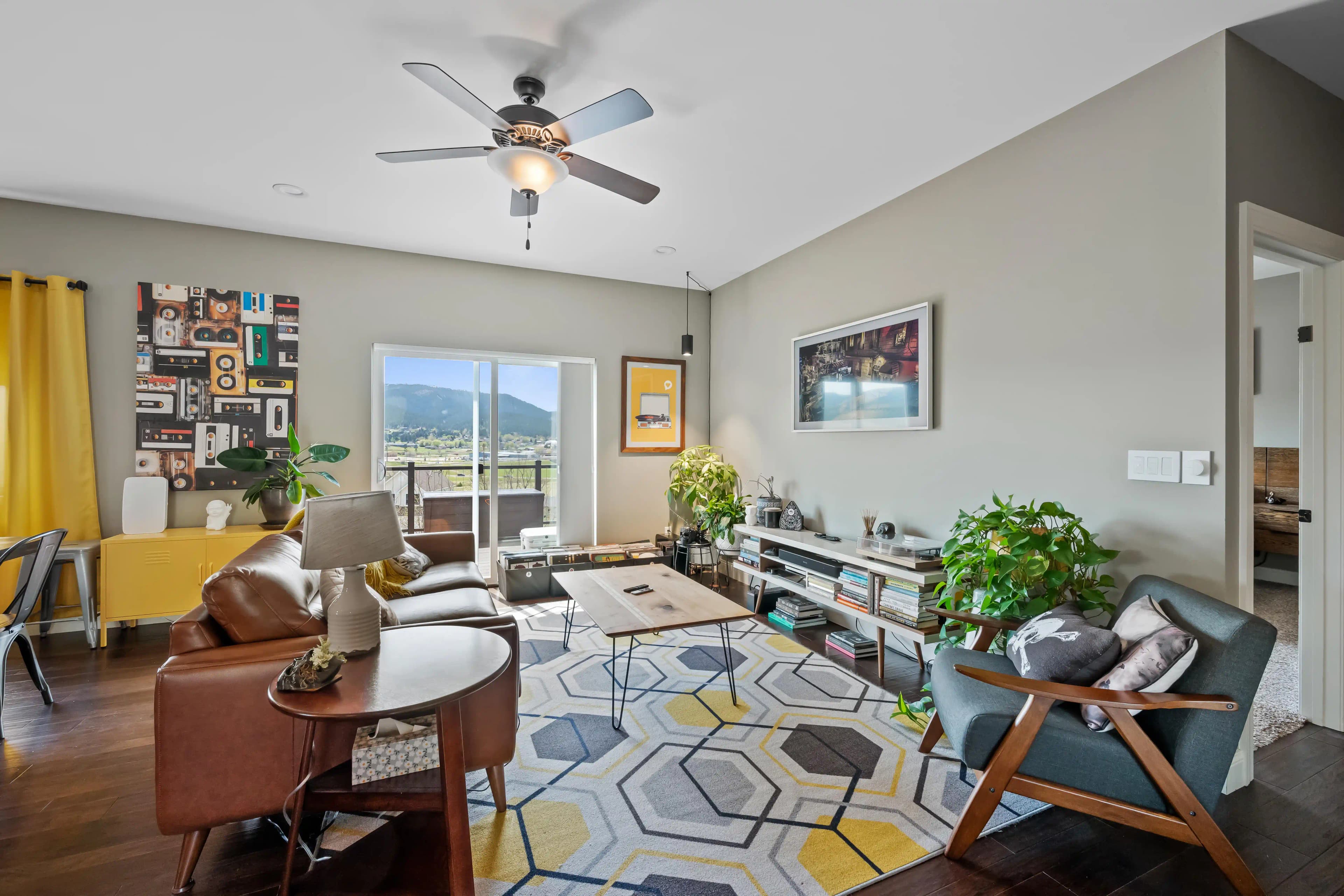 Oturma Odası Dekorasyonunda Denge ve Estetik İçin Temel İpuçları ve Pratik Öneriler