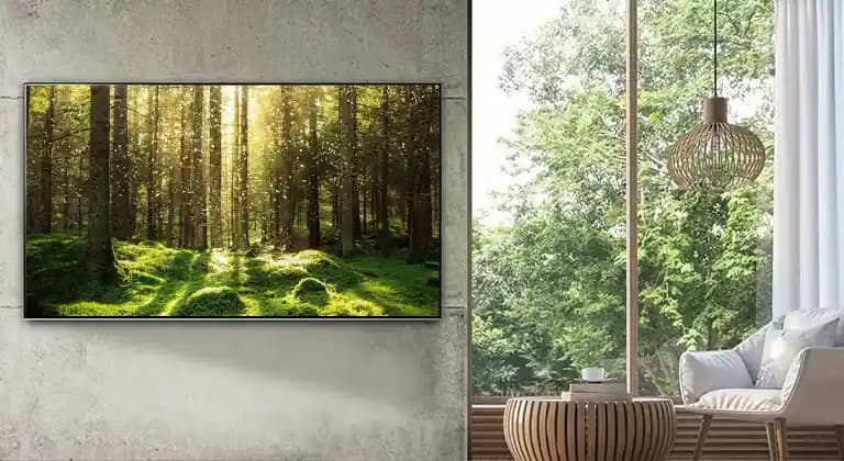 Büyük Pencereli Salonlarda Perde Seçimi ve Uygulama Yöntemleri: Estetik ve Fonksiyonellik