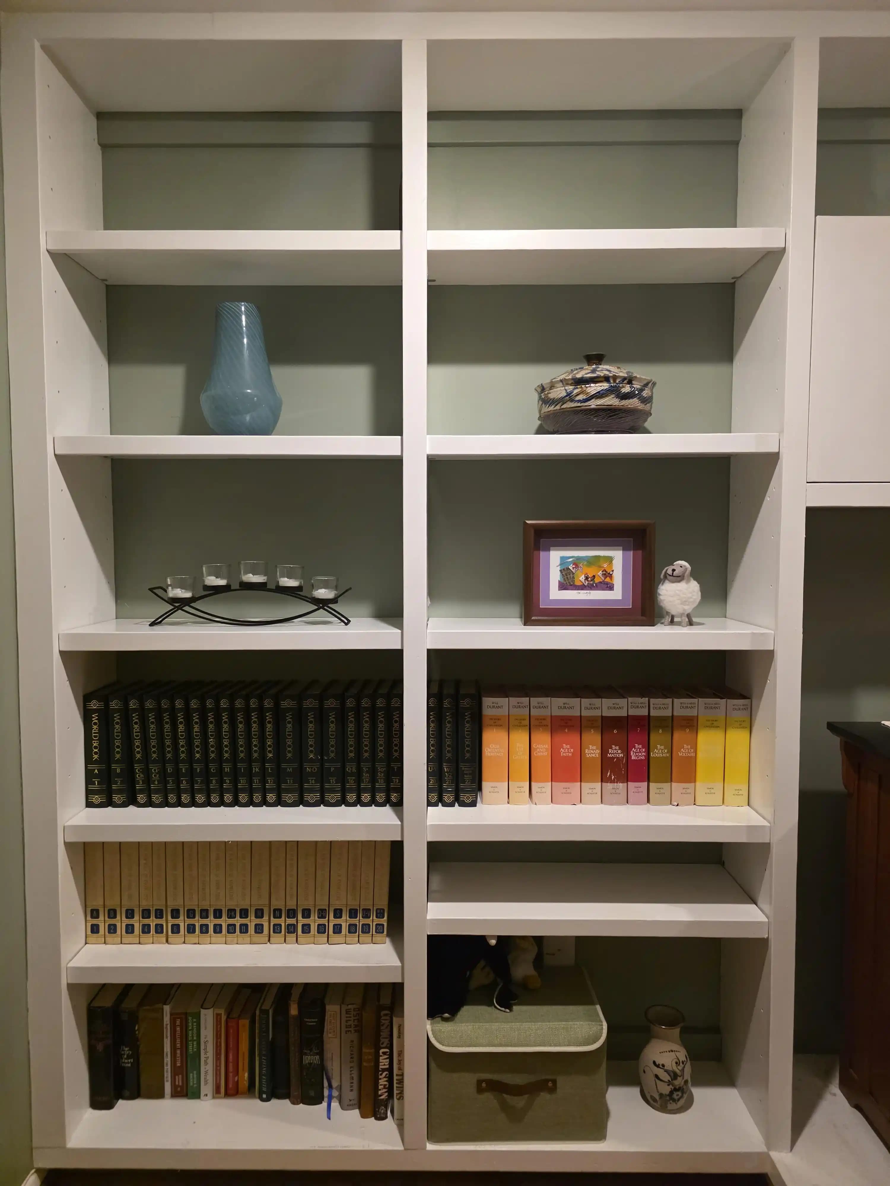 Kitap Raflarınızı Estetik ve Fonksiyonel Hale Getirmek İçin Pratik Düzenleme Yöntemleri