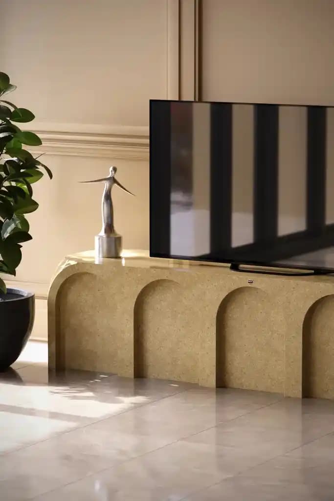 Şifonyer Üstü Dekorasyonu: Televizyon ve Dekoratif Objeler İçin Doğru Düzenleme Yöntemleri