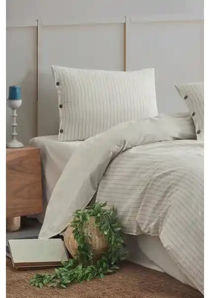 Berolige Easy Refine ve My Story Mystory Lastikli Çarşaflı Çift Kişilik Nevresim Takımları İnceleniyor