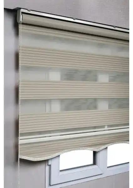 Bizden Perde Etekli Kum Beji ve Çift Renk Siyah Gri Zebra Stor Perde Karşılaştırması