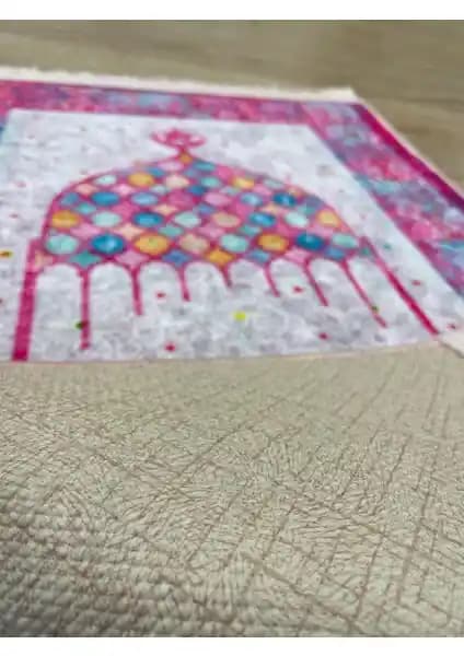 Brillant Seccade Çocuk ve Yumuşak Kadife Seccade Karşılaştırması