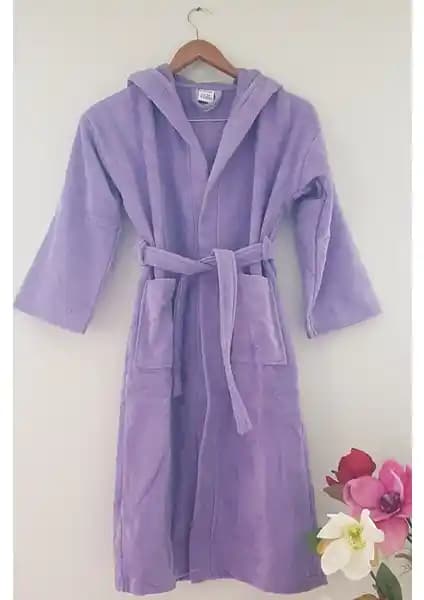 Çocuklar İçin En İyi Bornoz Seçenekleri: Kadife ve Kapşonlu Modellerin Karşılaştırması