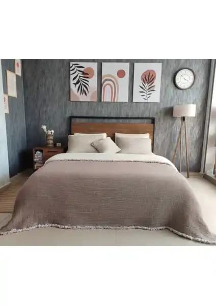 Destiny Hometex 6 Kat Müslin ve Madame Coco Faust Jakarlı Yorgan Karşılaştırması