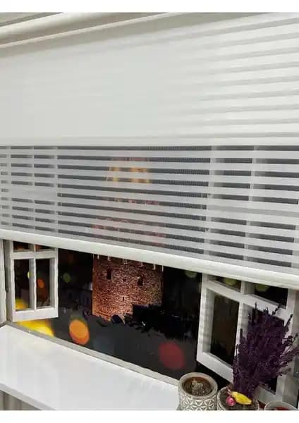 İki Farklı Perde Modelinin Detaylı Karşılaştırması ve Kullanıcı Yorumları