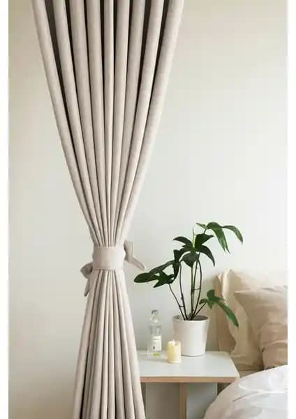 Kadife Görünümlü ve Gri Fon Perdelerinin Özellikleri ve Karşılaştırması