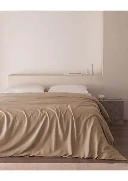 Madame Coco Ciel ve Varol Pamuklu Çift Kişilik Nevresim Takımları Karşılaştırması