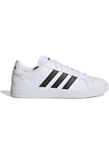 adidas Grand Court Base 2.0 ve URBAN COURT Erkek Spor Ayakkabıları Karşılaştırması