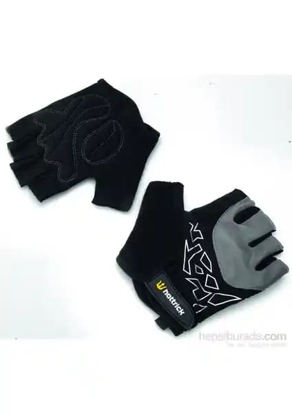 Hattrick Neofıt Fitness Eldiveni ile Voit 8201 Ağırlık Eldiveni Karşılaştırması