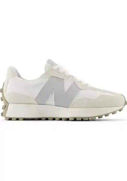 Kadın Spor Ayakkabıları Karşılaştırması: New Balance 327 ve Puma Runtamed Platform Drama