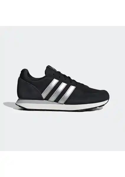 Kadınlar İçin Spor Ayakkabı Karşılaştırması: adidas Run 60S 3.0 ve Under Armour UA Charged Surge 4