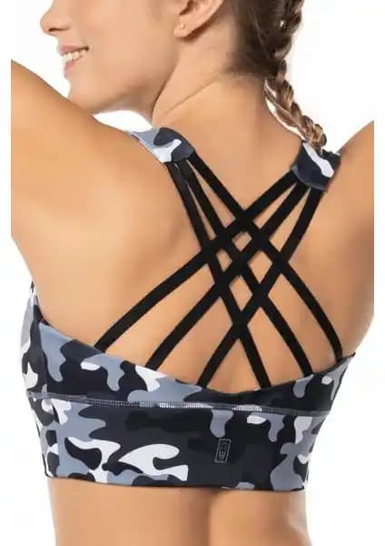 Lioness Activewear ve Under Armour Kadın Spor Sütyenleri Karşılaştırması