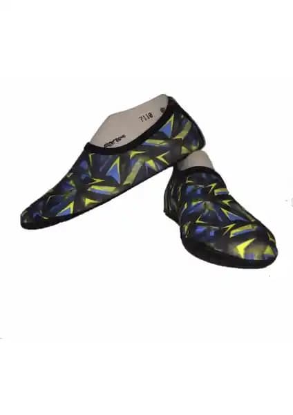 Savana Ayak Mayosu ve Kaymaz Havuz Patiği Karşılaştırması Hangi Ürün Daha Uygun