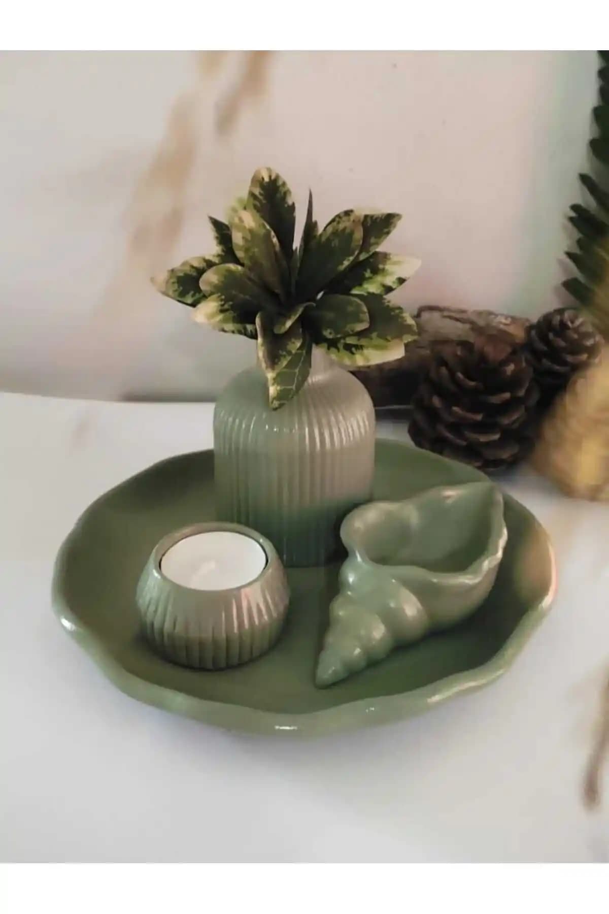 E.M.S AVM Dekoratif Vazo Seti ile Modern Mekan Tasarımı