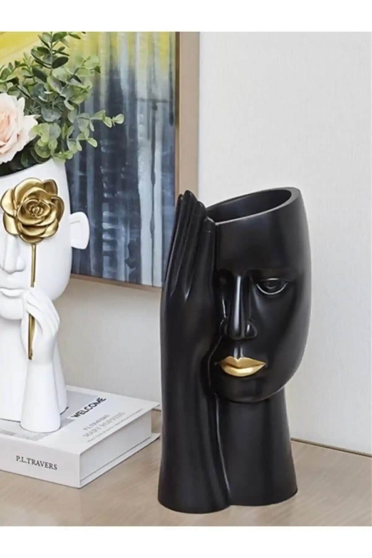 Elvanhobi Büyük Boy Siyah Vazo: Şık ve Dayanıklı Tasarım