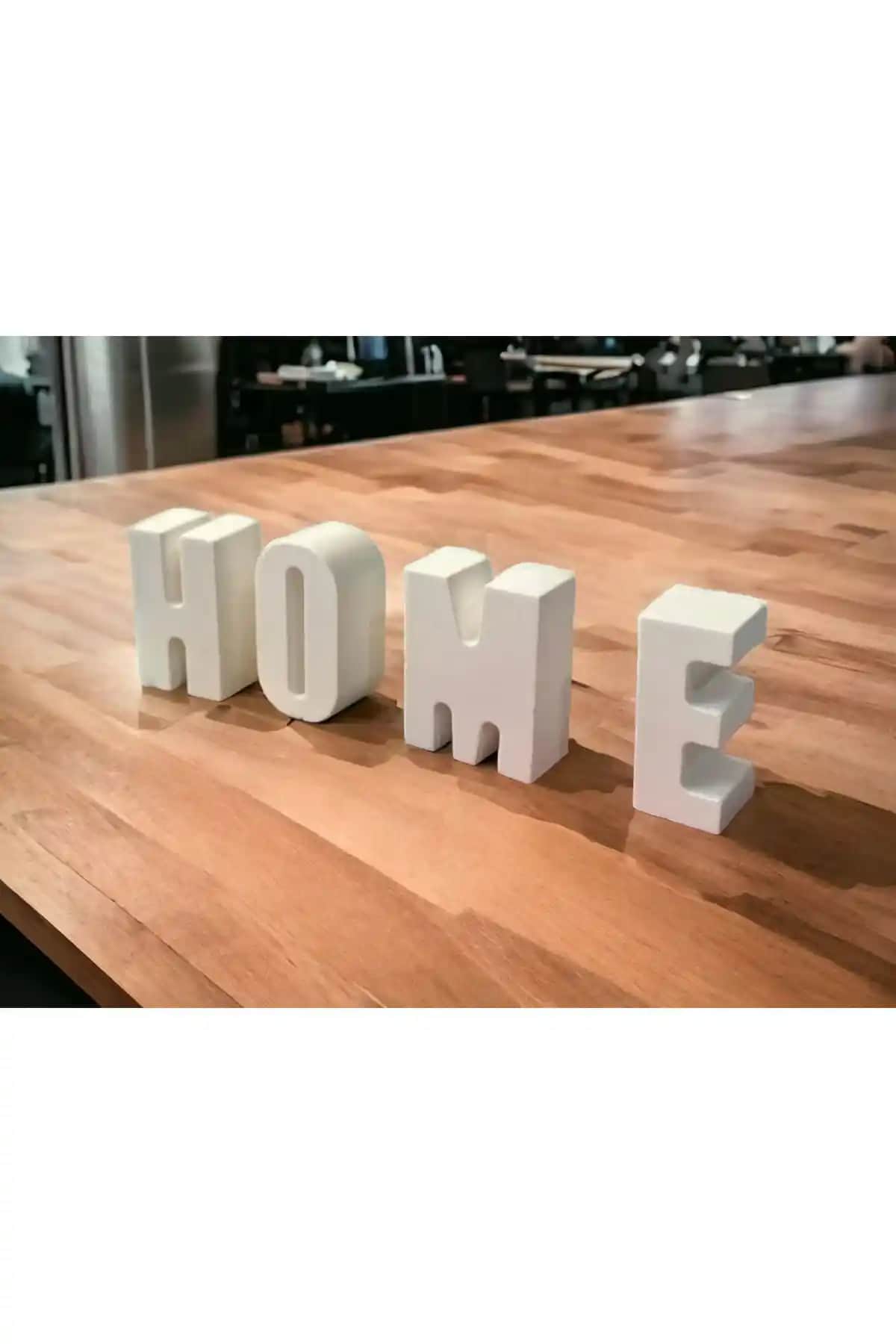 Gorgon ArtHome Yazılı Biblo: Şık ve Dayanıklı Ev Aksesuarı