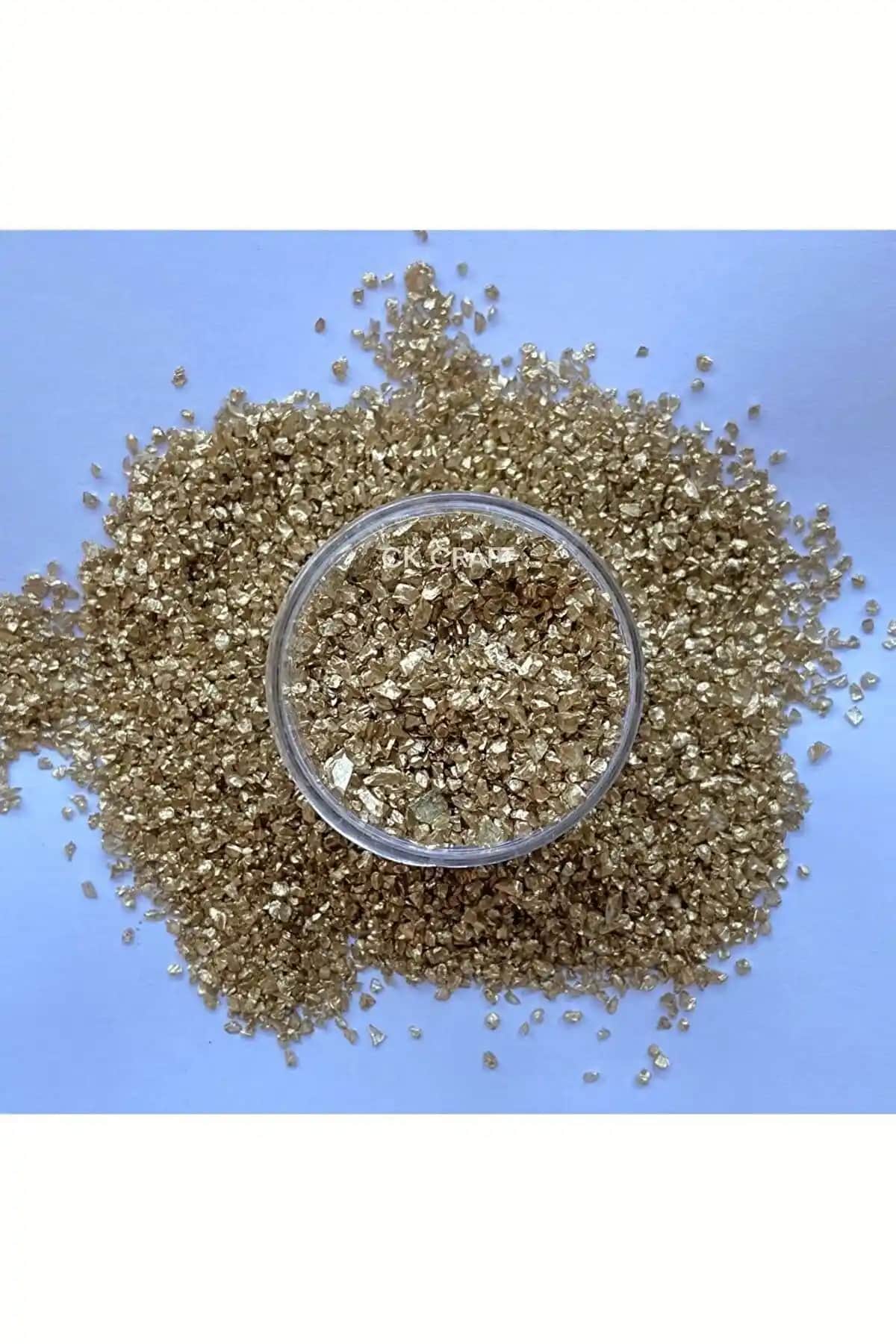 Epoksi Reçine Ürünleri Karşılaştırması: Altın Yalnız ve Kristal Cam Özellikleri