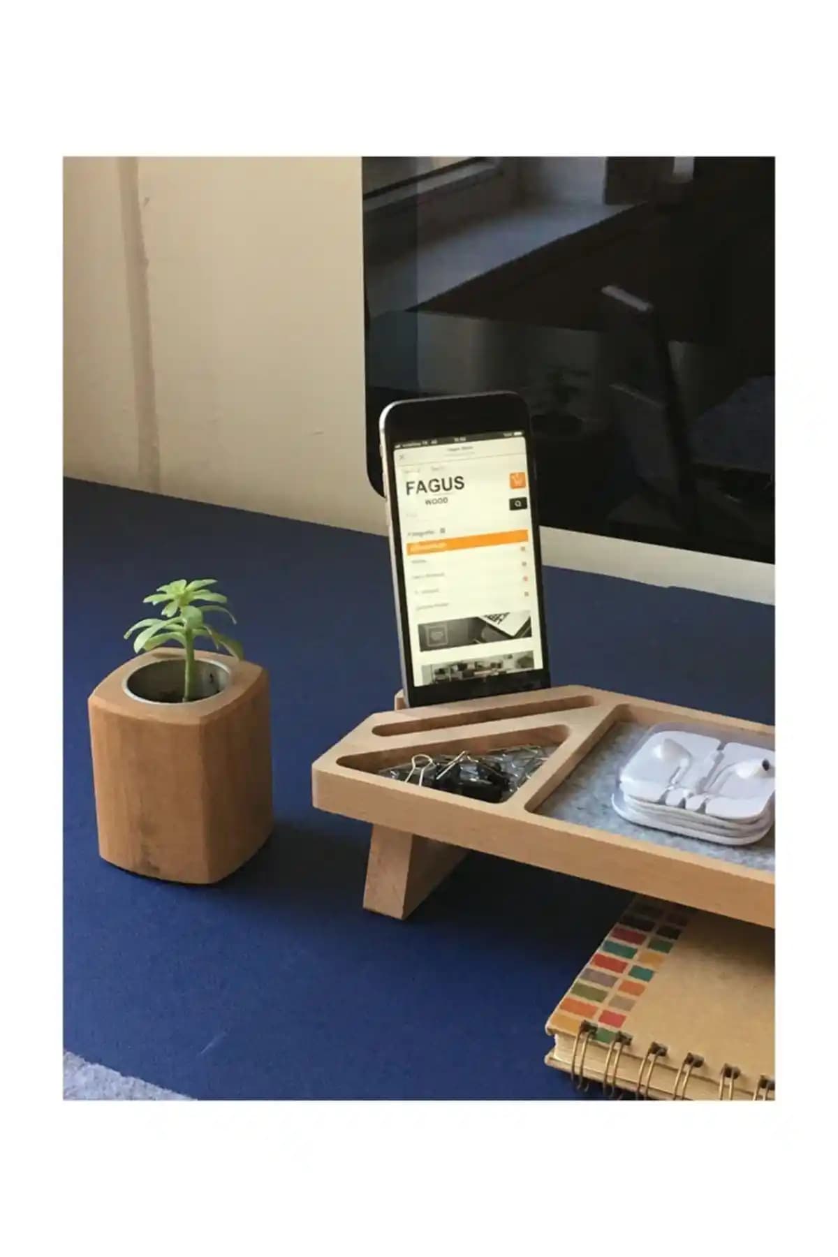 Fagus Wood Ahşap Kalemlik ve Janissary Gri Evrak Rafı Karşılaştırması