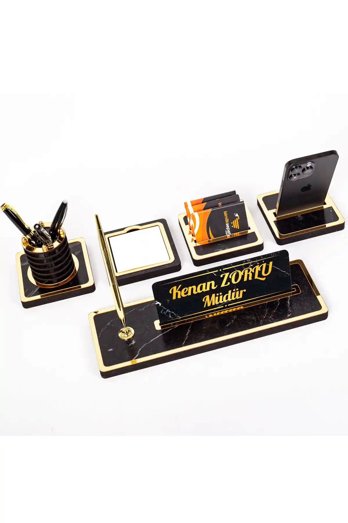 İsimliksepeti ve MERTKRİSTAL Masa İsimlikleri Karşılaştırması ve Seçim Rehberi